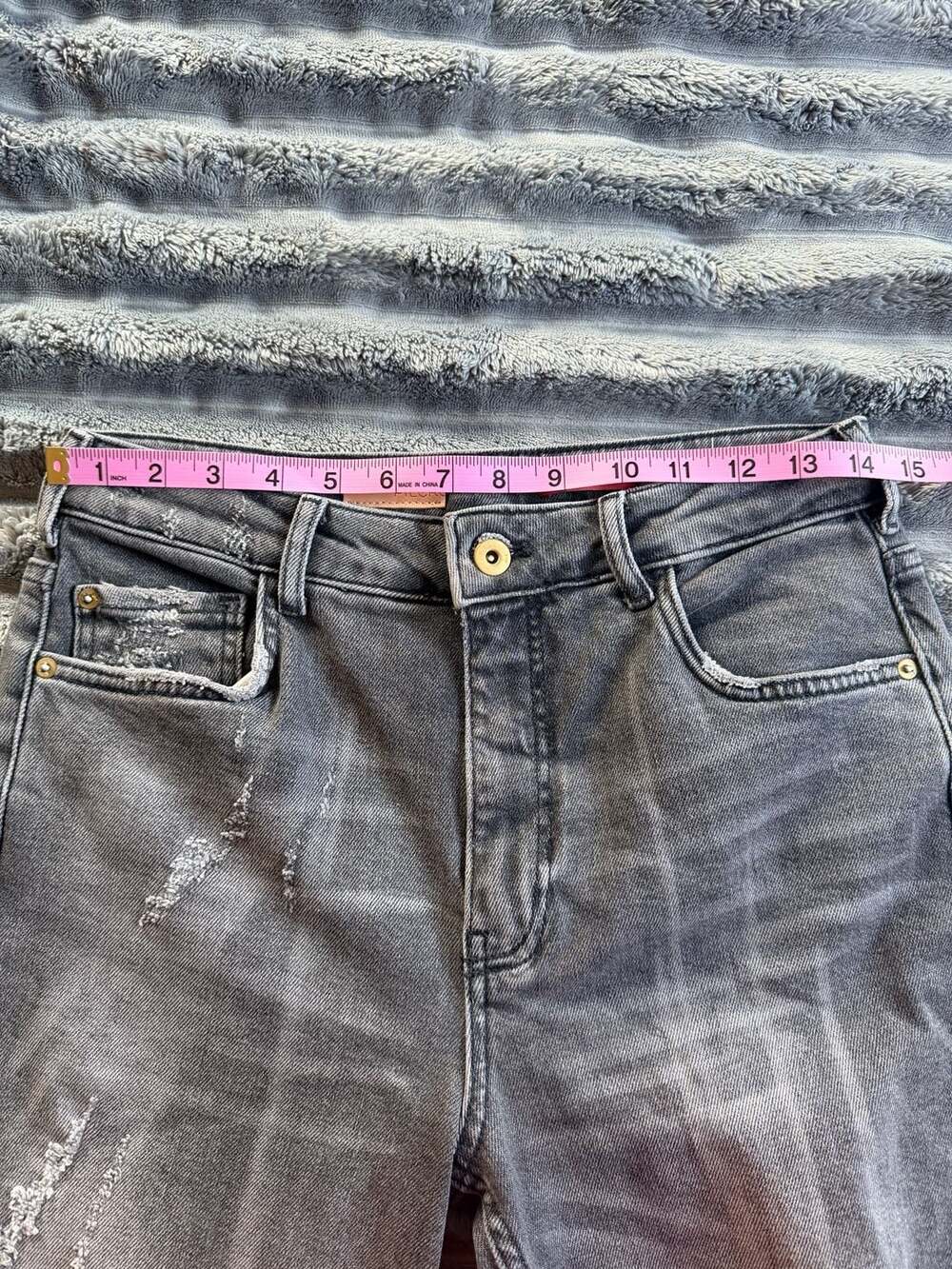 Pilcro The Vintage Straight Ripped Distressed Raw Hem Jeans 90s Grunge Indie - Picture 5 of 8